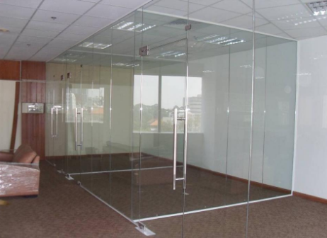 Cửa kính cường lực 10ly Bình Dương