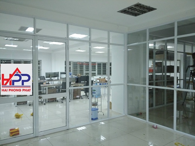 Vách nhôm hệ 700 giá rẻ bình dương