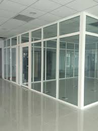 VÁCH NGĂN NHÔM KÍNH RẺ TẠI BÌNH DƯƠNG